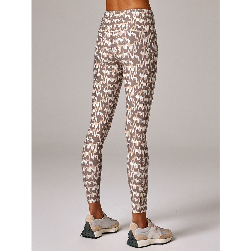 RUNNING BARE WMNS HIGH RISE JAZZ PANT - Totally Sports & Surf