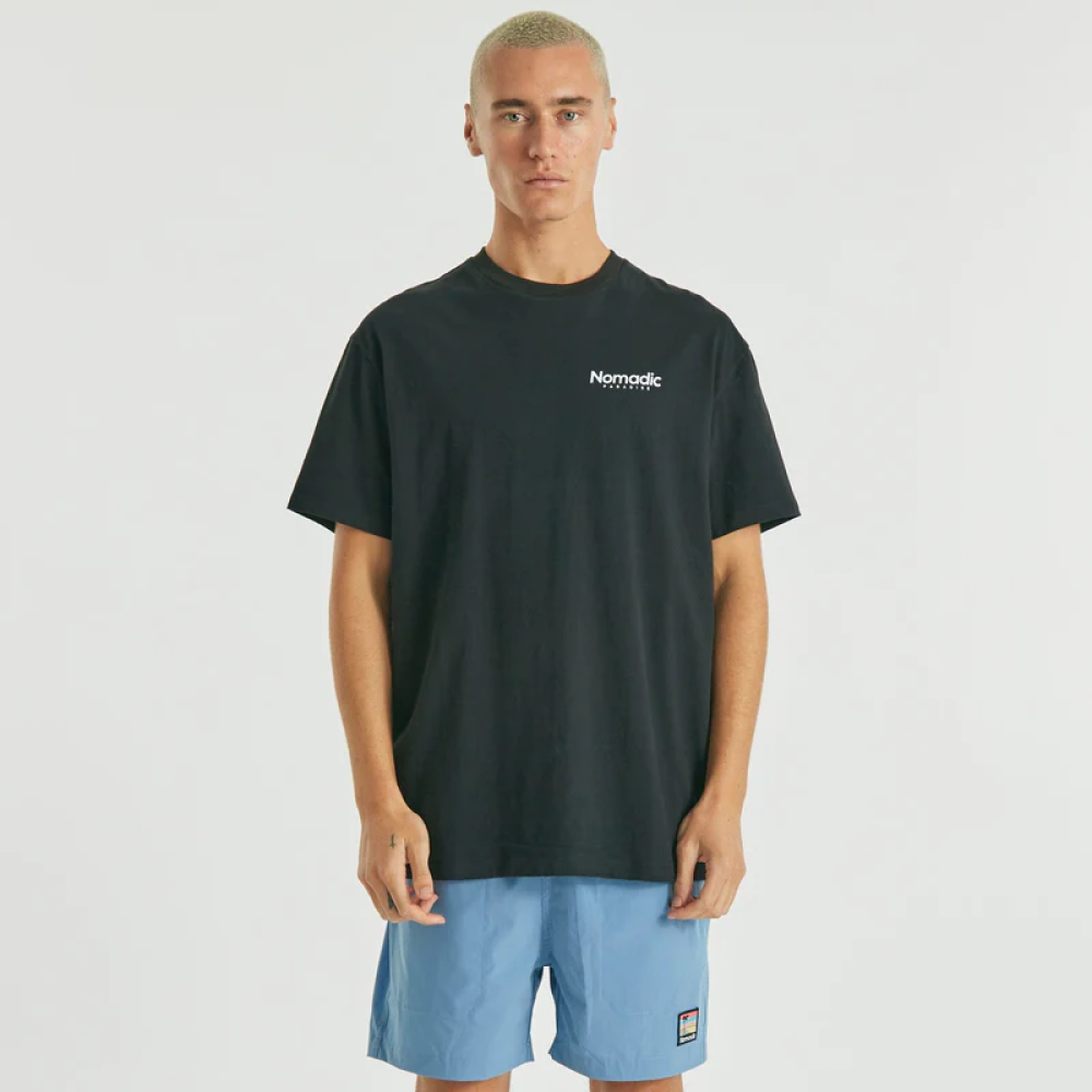 NOMADIC MENS VACATION RELAXED TEE