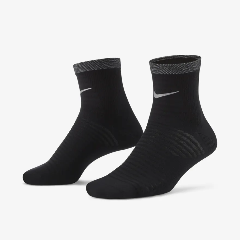NIKE UNISEX SPARK LIGHTWEIGHT ANKLE SOCKS Totally Sports Surf